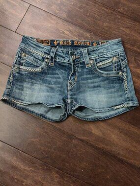 Rock Revival Distressed Becky Shorts SIZE 28